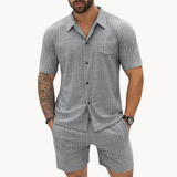 Conjunto Retro de Camisa e Calções